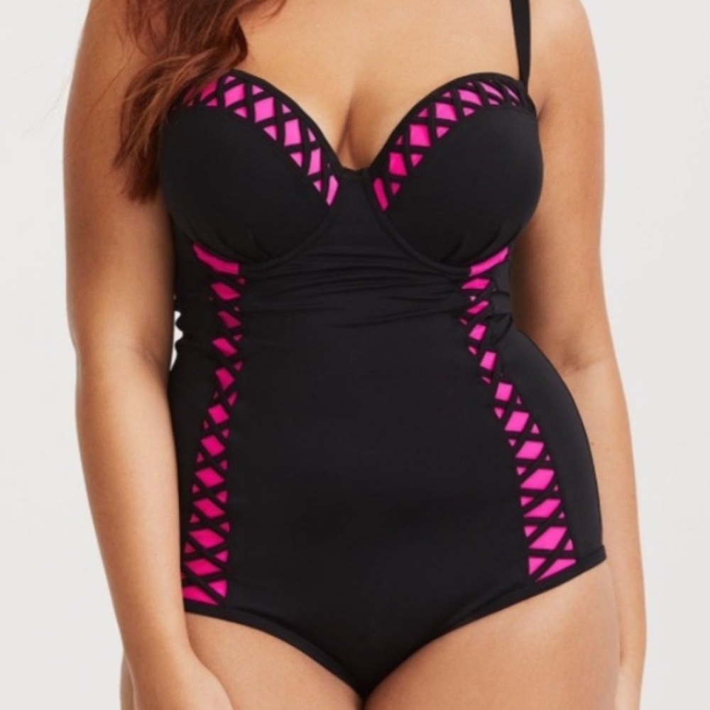 Torrid Black and Pink One Piece Swimsuit Size 0